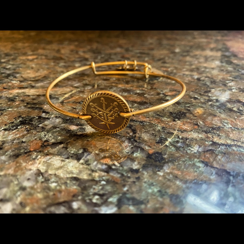 Retired NWOT Alex and Ani Seven Swords gold charm bangle bracelet